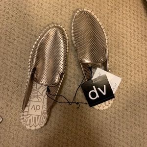 Slip ons